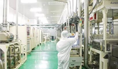 封鎖難阻創(chuàng)新潮 中國(guó)在高端芯片與化妝品原料領(lǐng)域?qū)で笞灾魍黄? />
</a>
<span><a href=